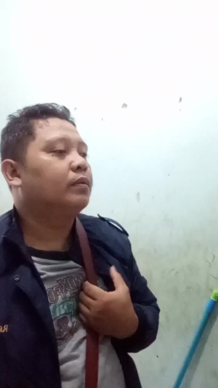 ketika kesempatan kedua pun gak cukup. vote me gaes🙏🏻🙏🏻🙏🏻