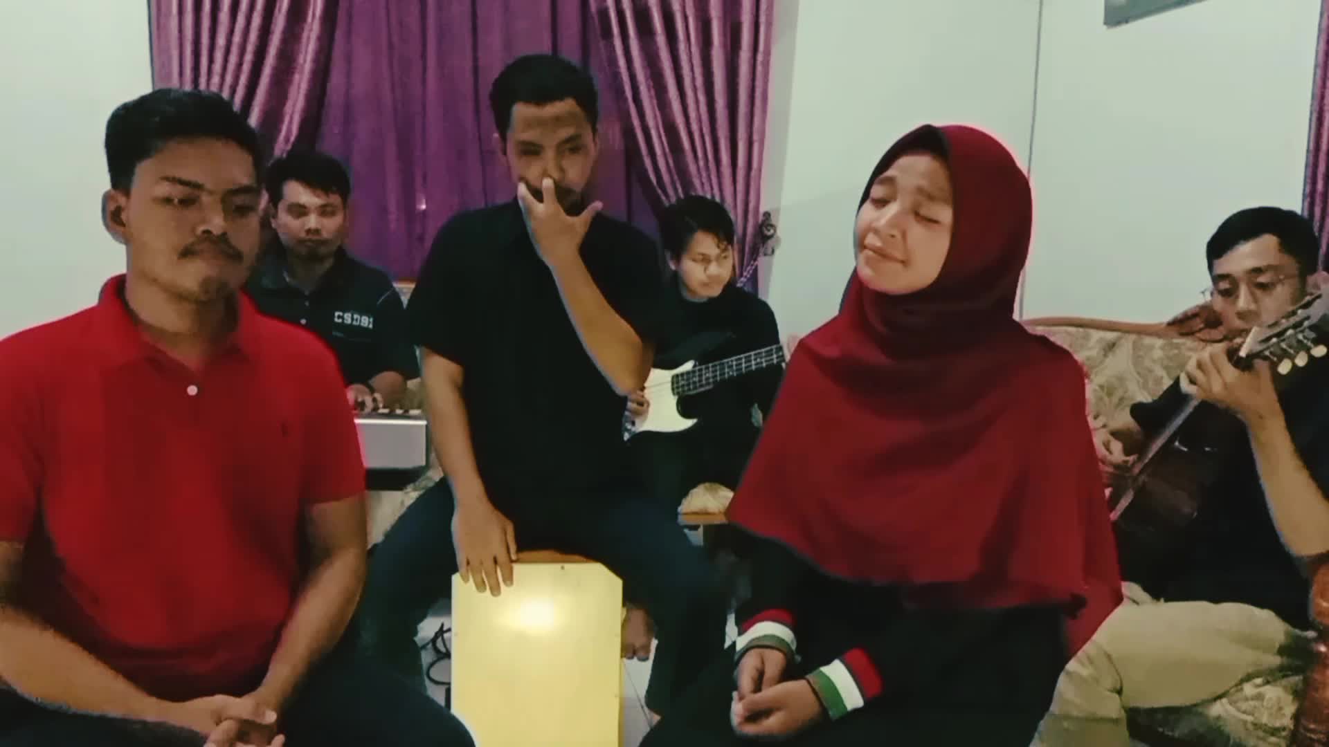 Nama Group : Deana                            Song Title : Deen Assalam (Cover)                   Asal Kota : Medan