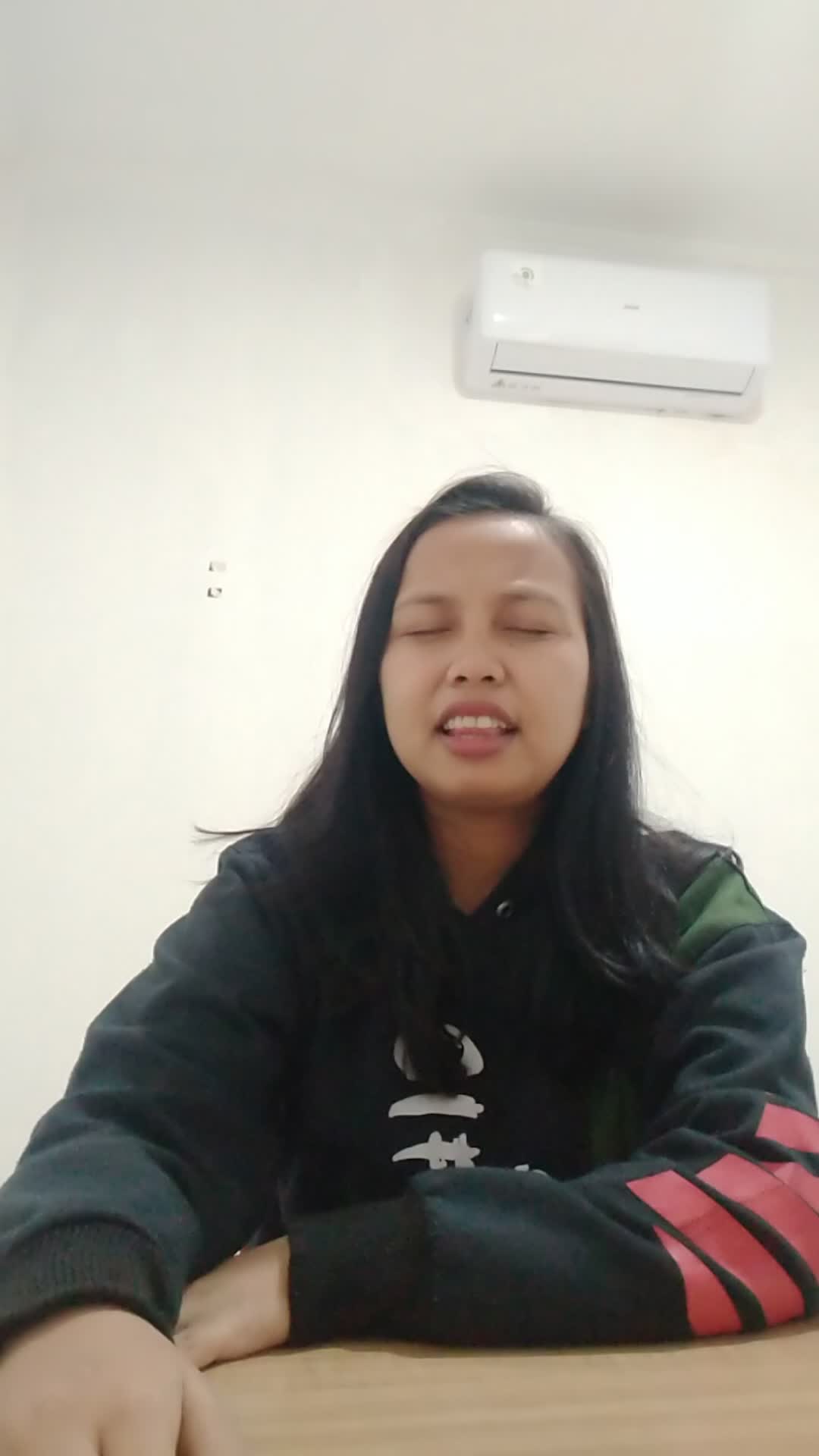 XFl2021 SOLO ASTRI SINAGA 24 TAHUN PAHAE ( TERRY _DI PERSIMPANGAN DILEMA)
