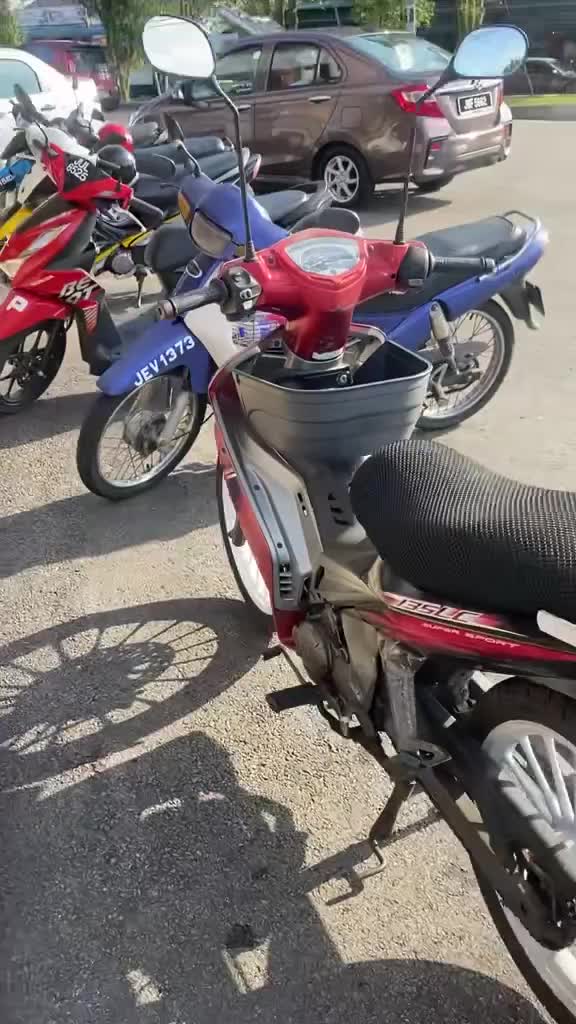 spion tinggi