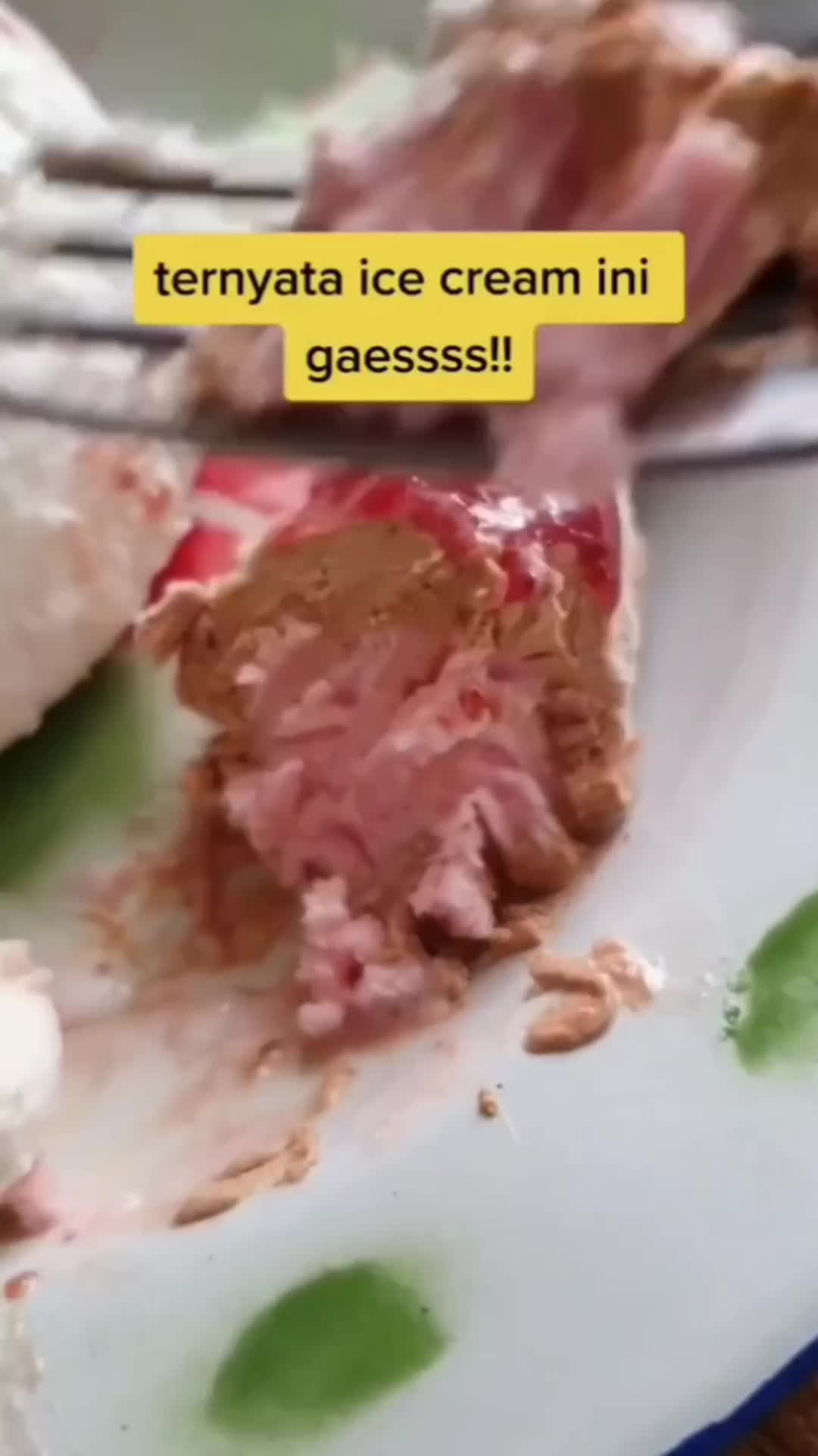 Keren Inovasi Jualan Es Krimnya