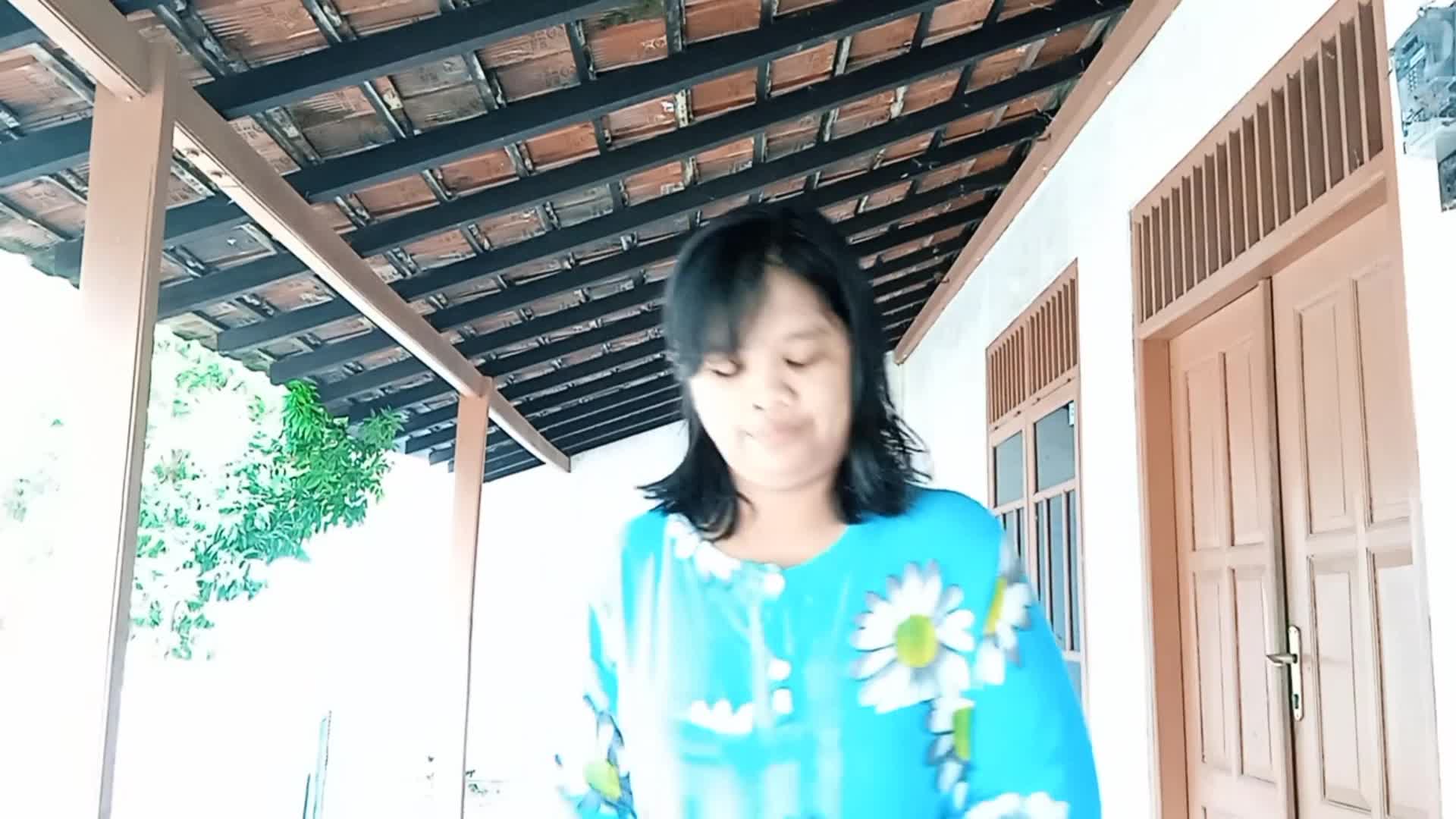 Perubahan yang Menurun. Asti Pravitasari, Karanganyar.