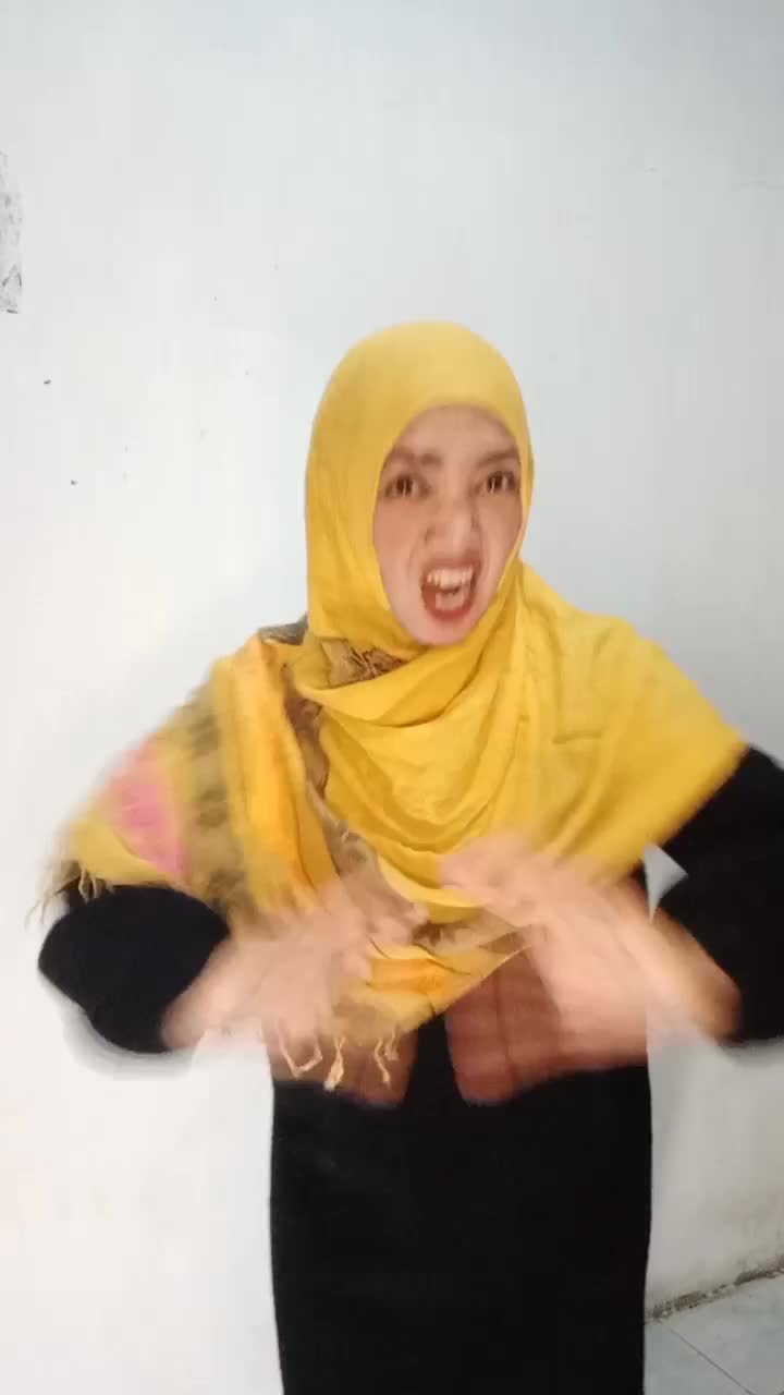 MAKAN NIH AMA TEMPATNYA SEKALIAN!!! 