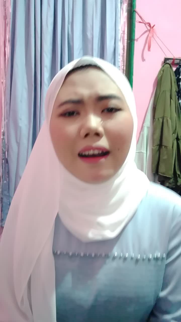 KDI Risma Maulani 21 tahun Cimahi Payung Hitam #OnlineAuditionKDI2021
