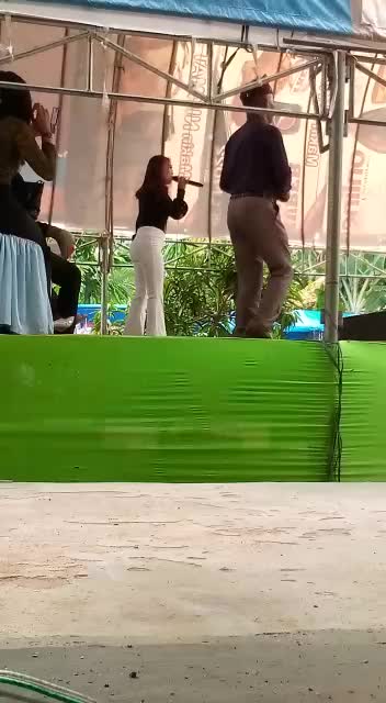 saya desy puspitasary dari lampung umur 21 tahun tiktok @desyapollo52 
