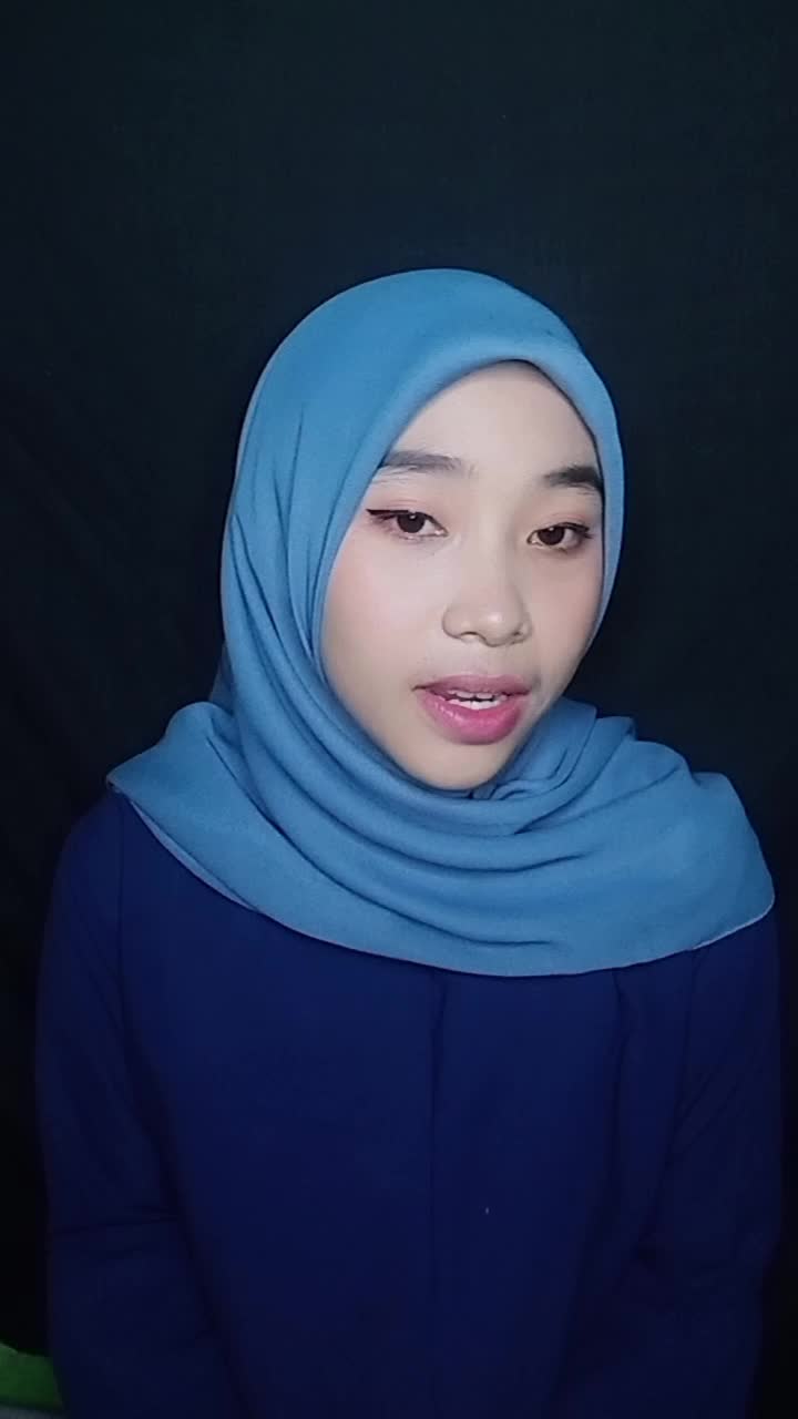 Nabila Aullia asal dari Bandung Barat usia saya 16. Motivasi saya ingin membanggakan kedua orangtua (Habibi ya Muhammad)#thevoiceoframadhan