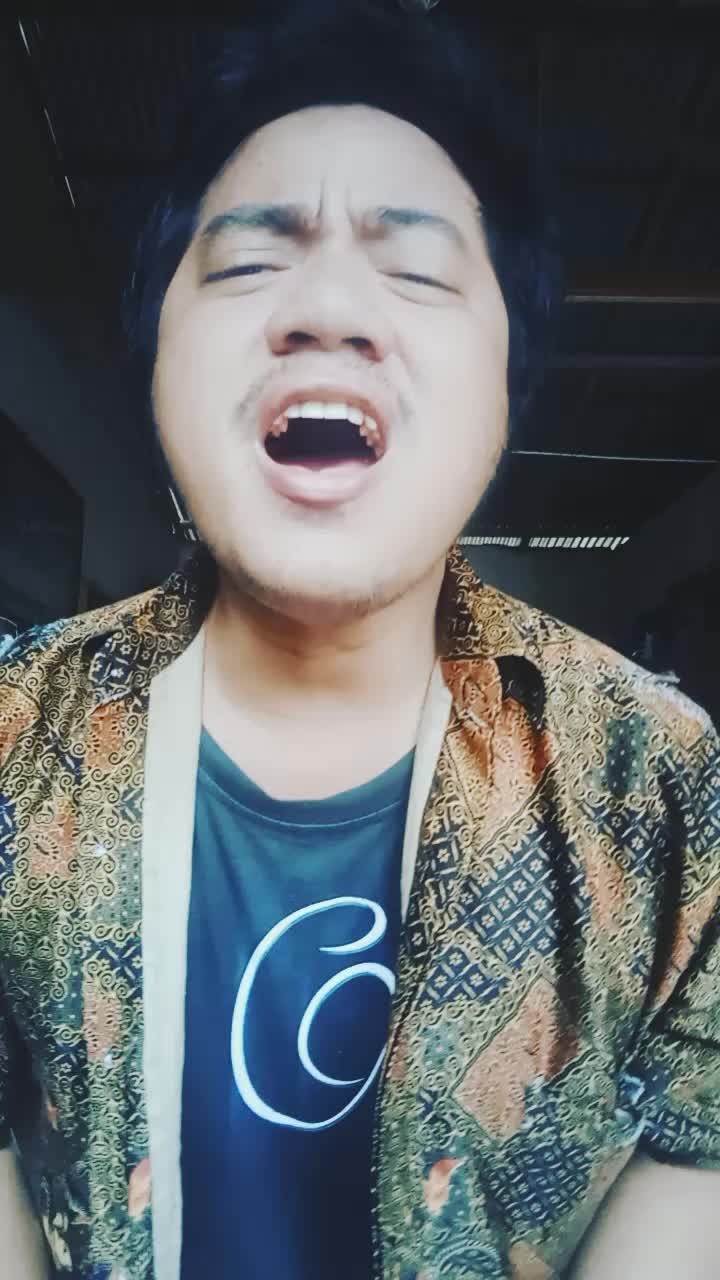 Ostern Parona Sihombing,  32 Tahun,  Asal Kota Medan.  Marnini-Marnono - Parna Kids.