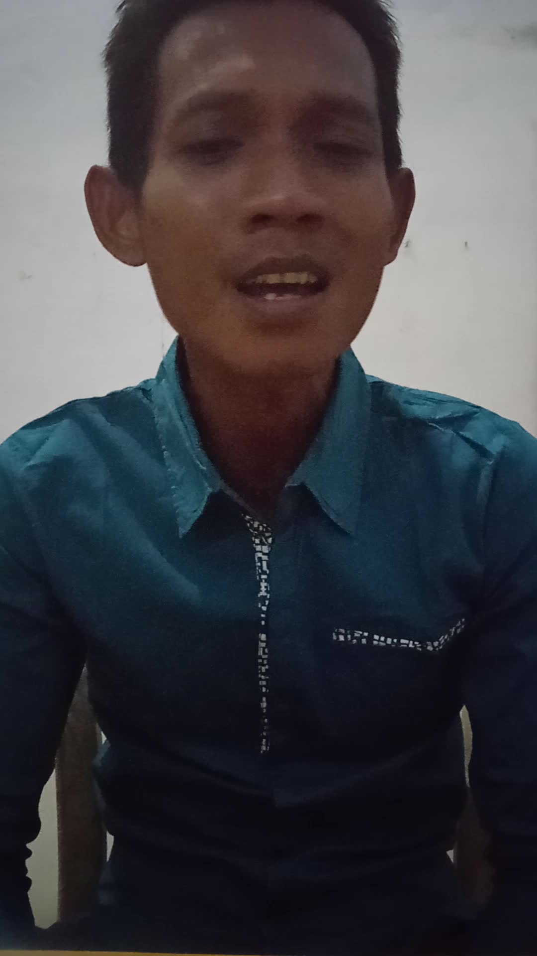 sya supanji umur sya 33 tahun,sya dr BATURAJA OKU SUMSEL ,sya ikut audisi ini untuk menyalurkan hobi #onlineauditionrisingstardangdu