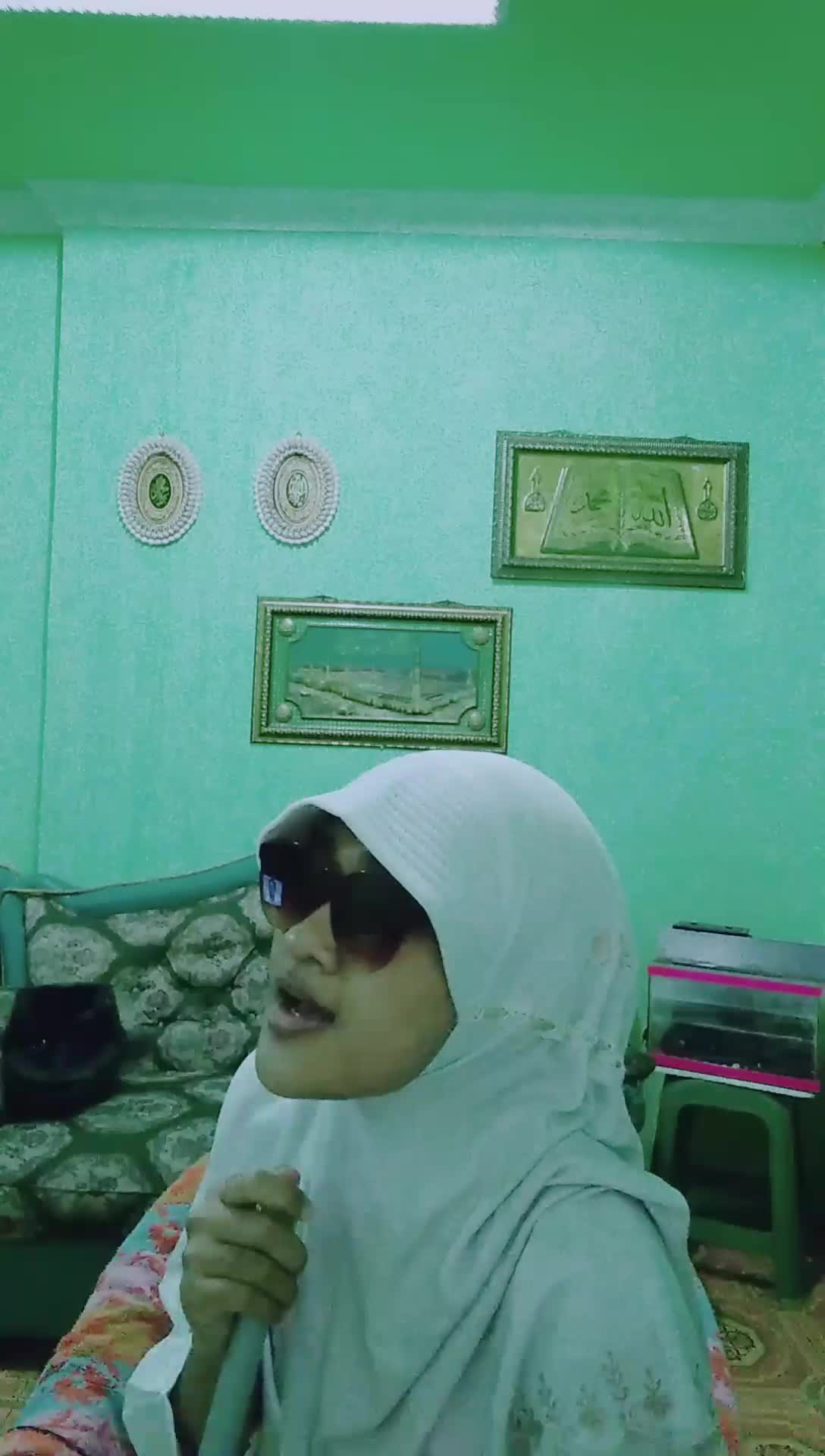 XFI2021 SOLO LINDA 23 TAHUN TANGERANG TANYA HATI