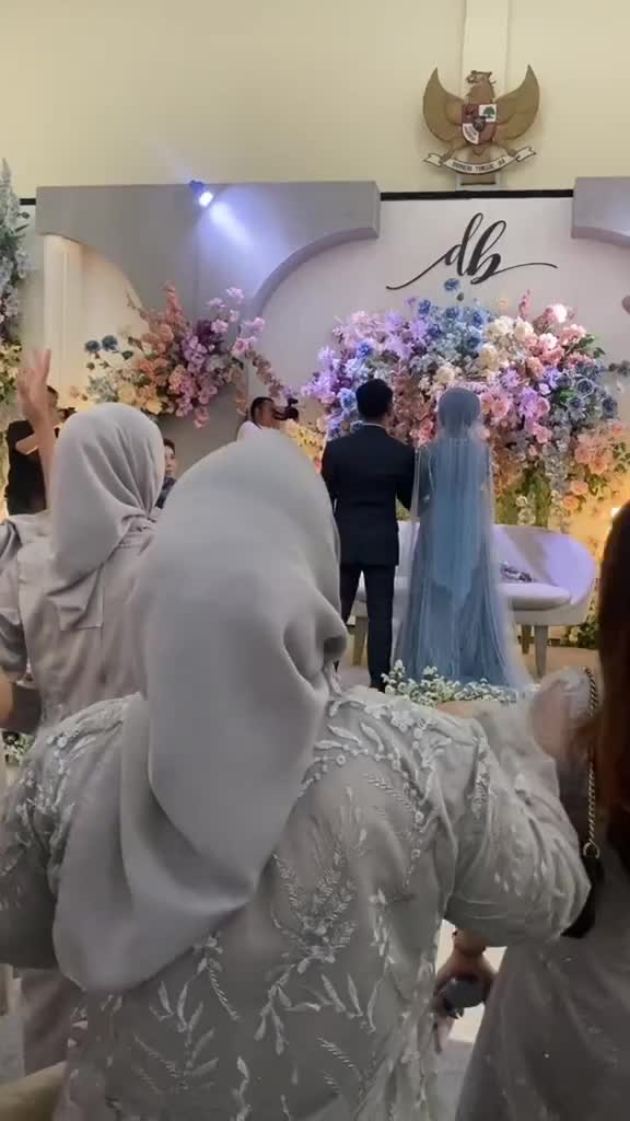 Mau Gamau Harus Merelakan