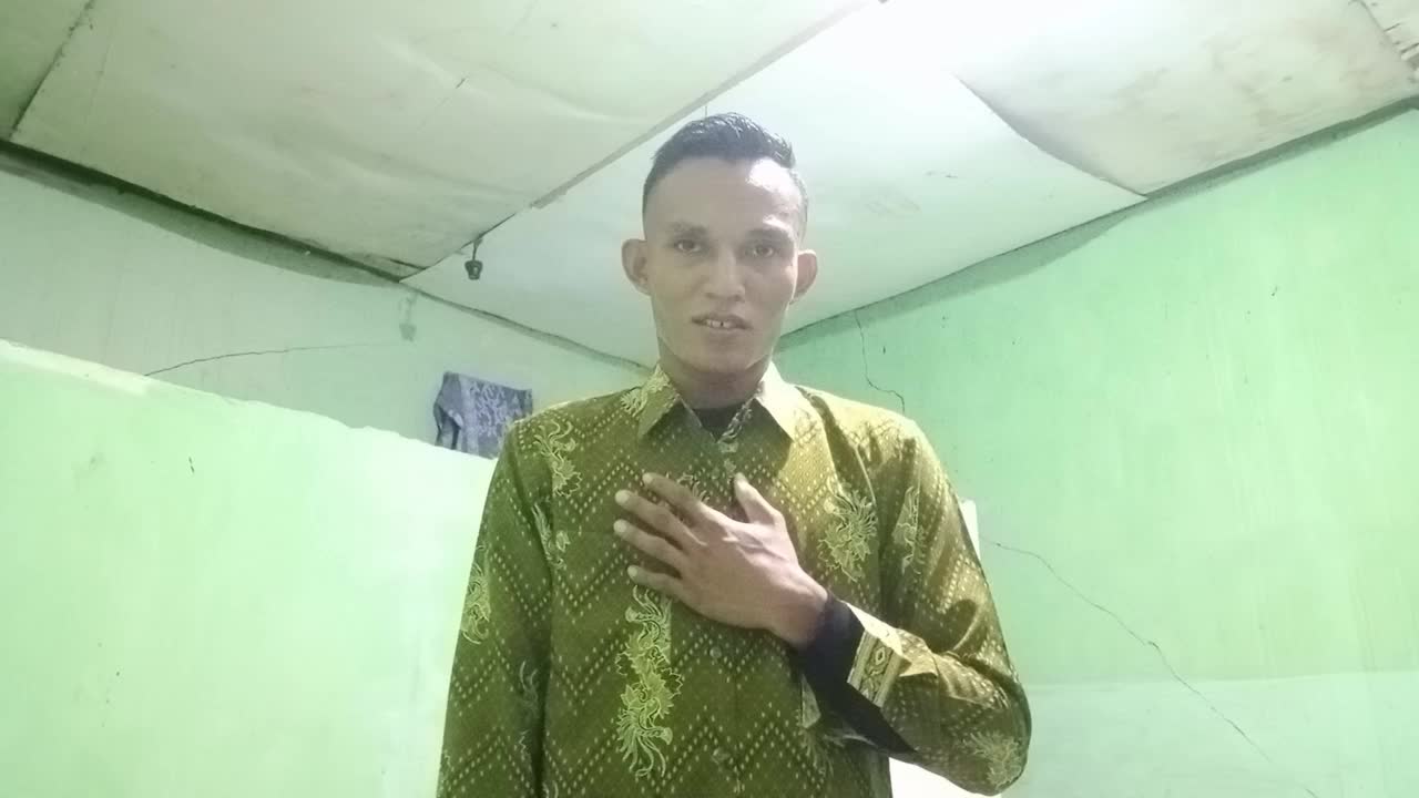 KDI2021 Asalam Alaikum wr.wr Nama saya Munawar ( Enda) umur 26 th, ASAL propinsi Papua judul lagu Pandangan Pertama #ONLINEAUDITIONKDI2021
