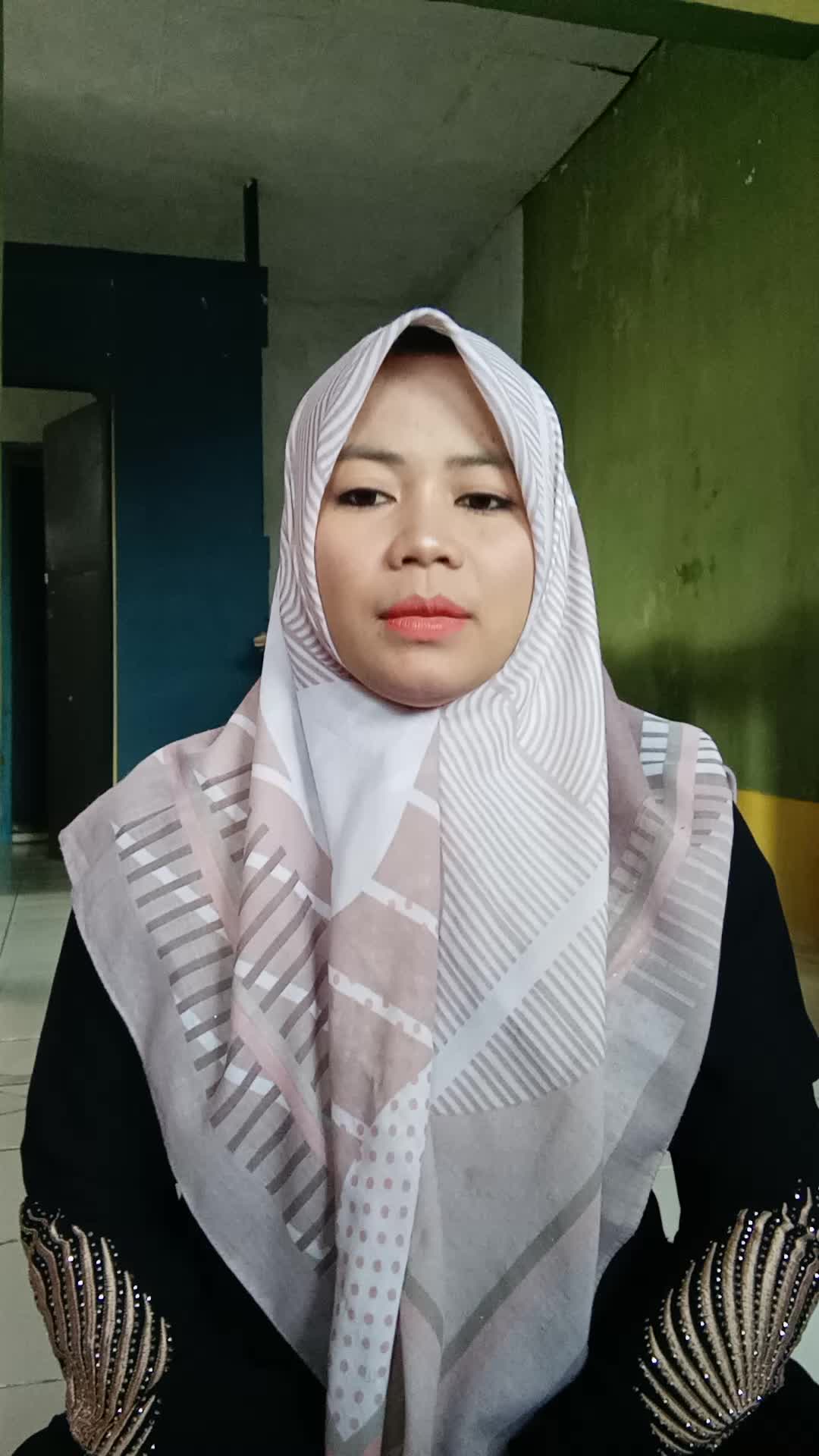 hani nurhajah, 29 th, Tasikmalaya, judul:Alloh Alloh agitsnaa  #voiceoframadhangtv