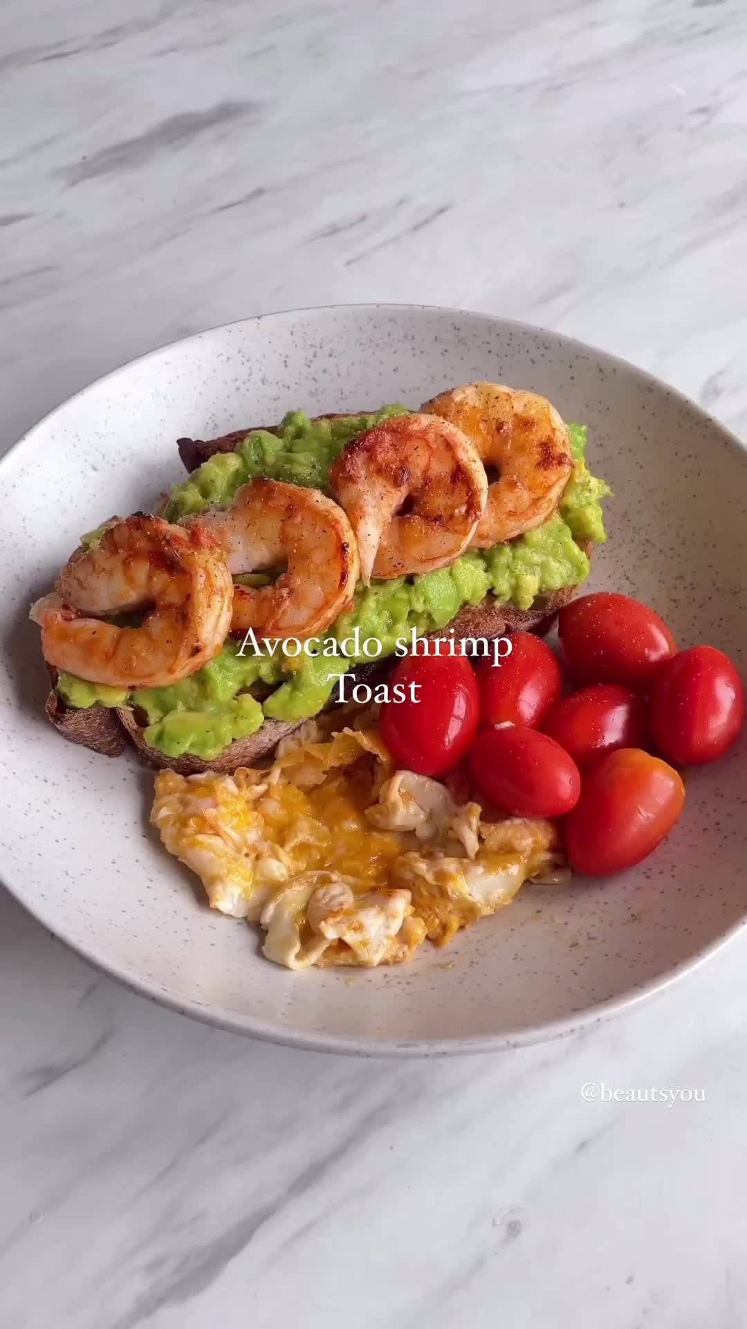 Cara bikin avocado shrimp toast