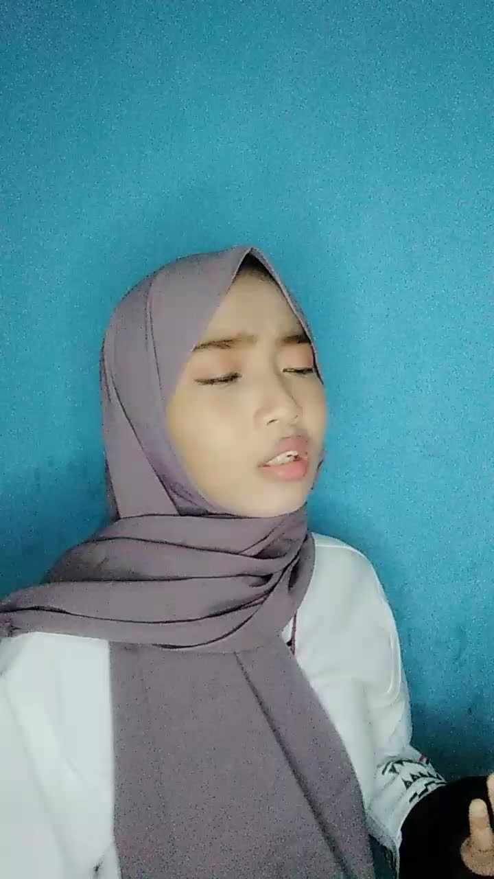 Reynata Rmdni, 18 th, Tegal,Jateng. Bismillah nyoba hhe :v