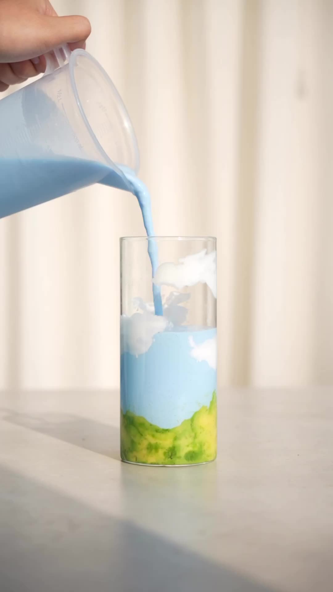 Dari alpukat bisa jadi minuman awan😯