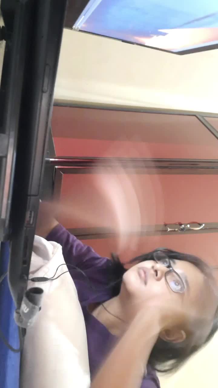 yg gw lakuin saat temen gw berantem di depan gw pas gw nonton
