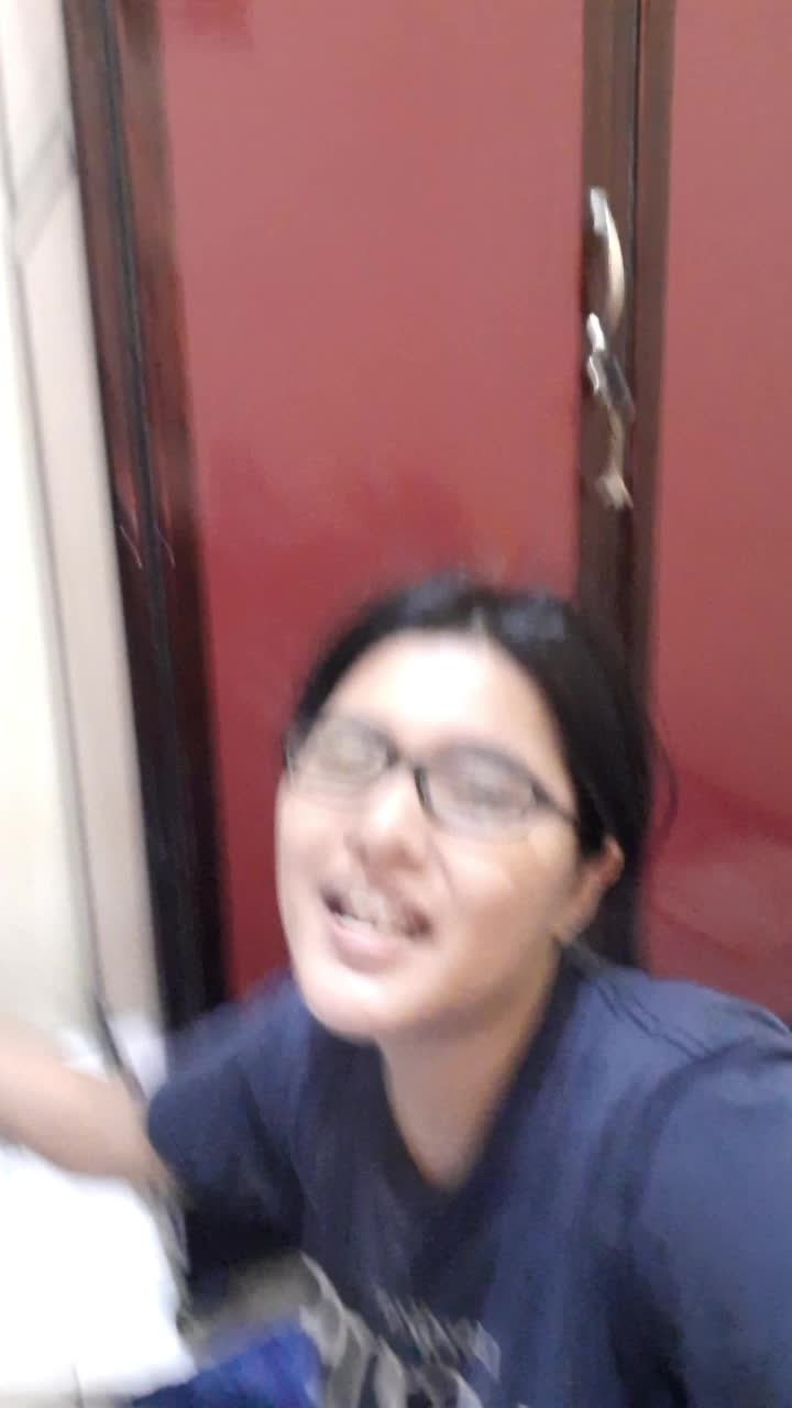 tangannya diam napa dek