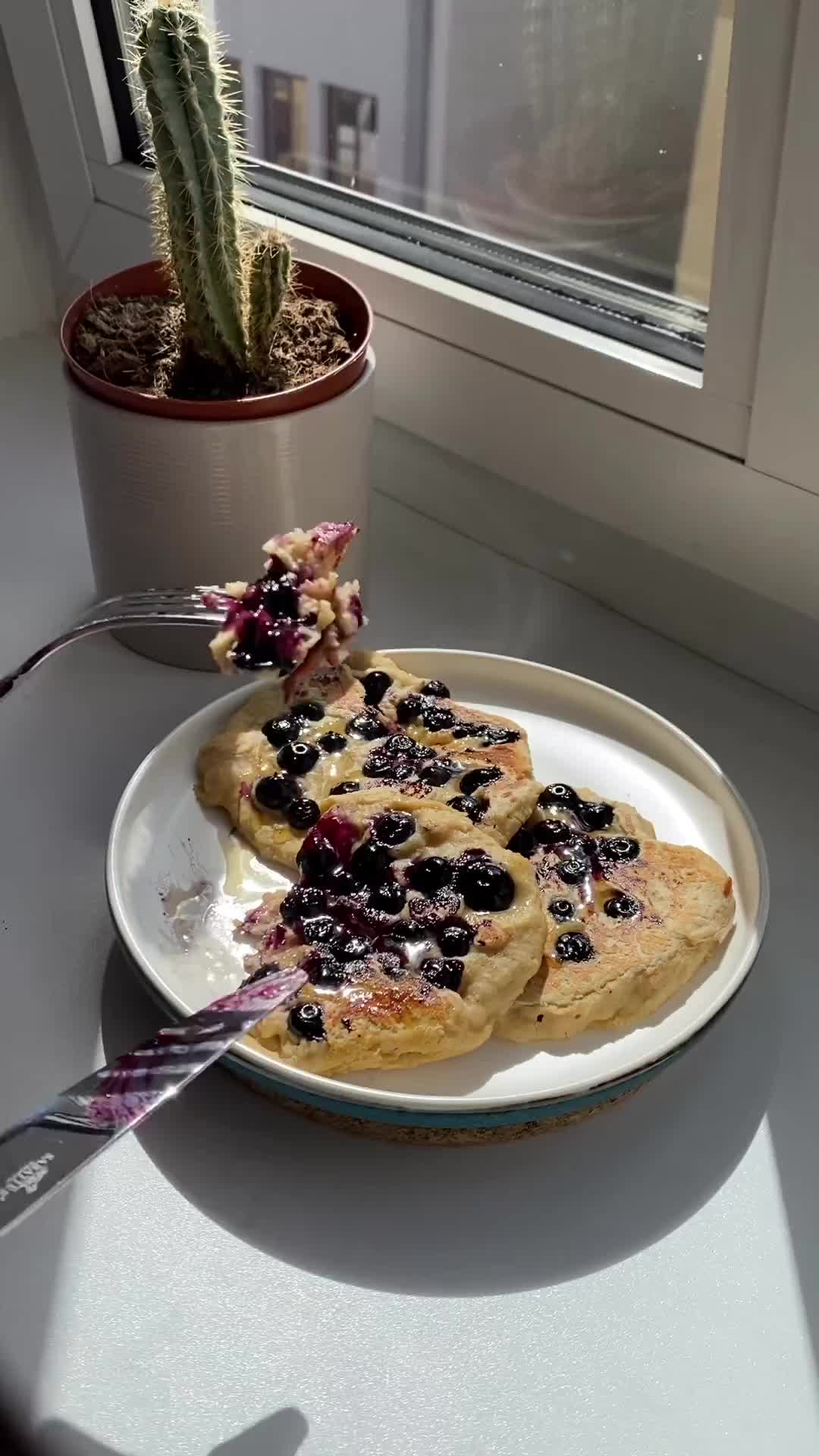 Blueberry pancakes🥰
