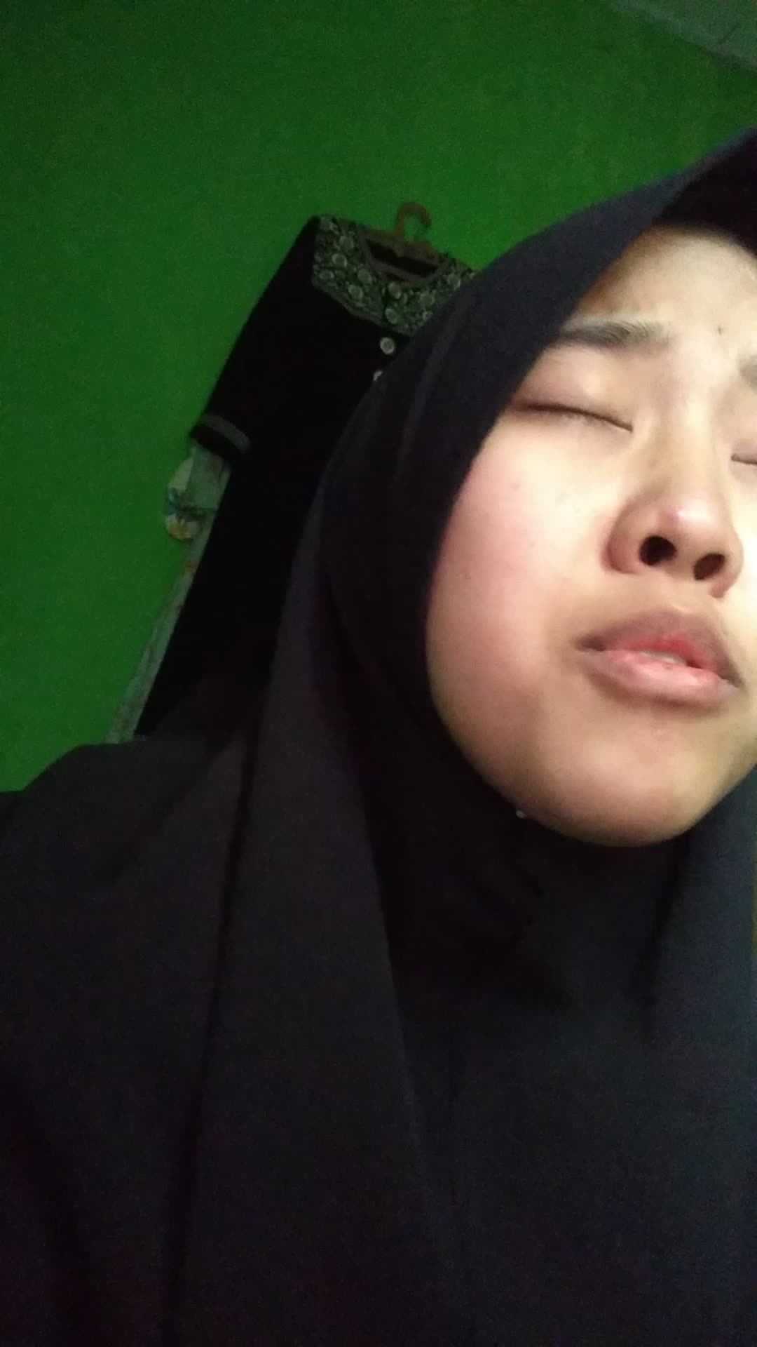 Nuraini Reskyta Kusnadi _ 19 th _ Sukabumi _ Ya nabi salam 'Alaika