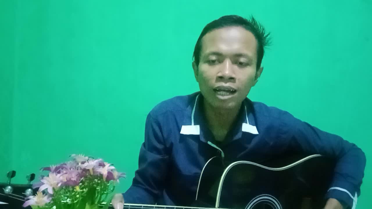 Ebiet G ade untuk kita renungkan cover by anak kosan seng lagi ambyarr..semoga bencana cepat berlalu..aamiin.