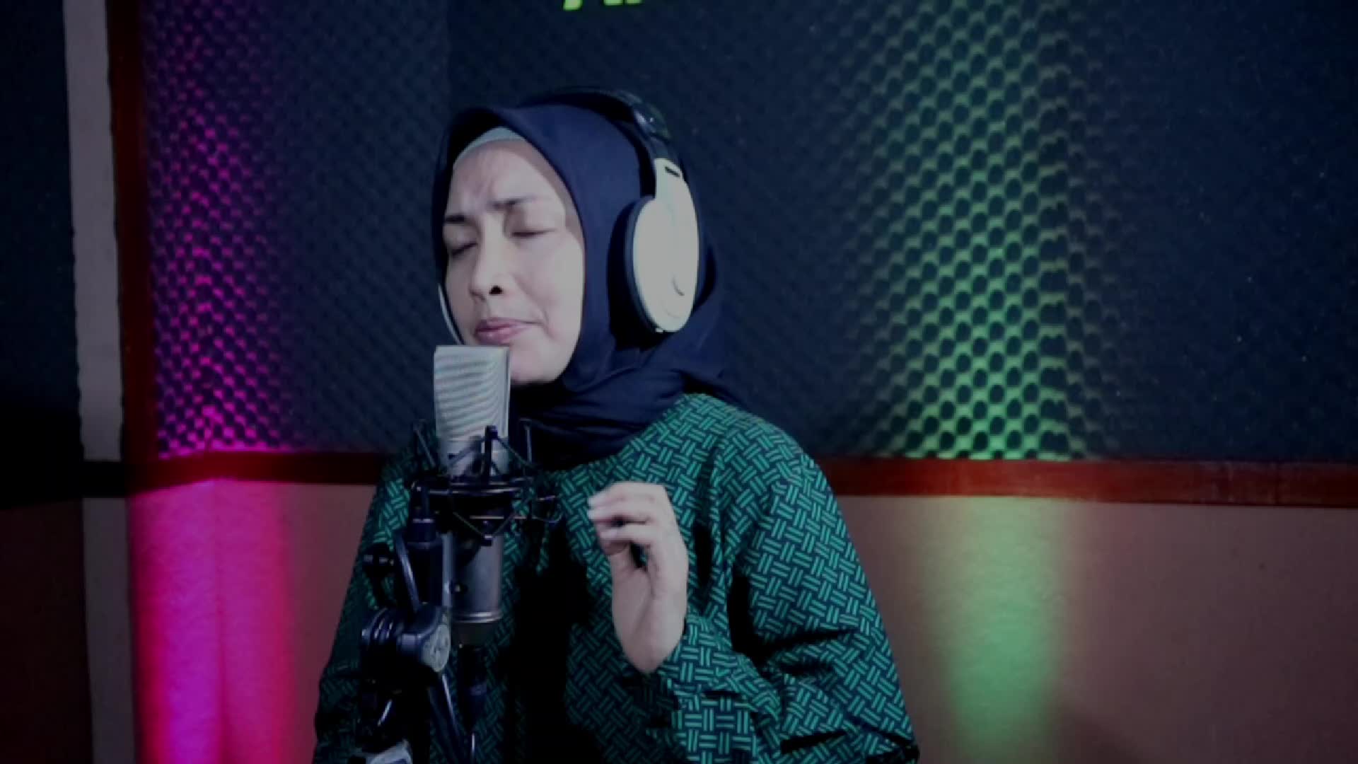 AWAS JATUH CINTA - ARMADA (COVER BY TRESNAWATIE RACHMAN)
