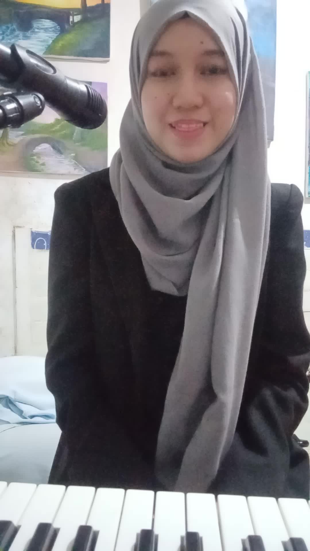 Bismillahirrahmanirrahim, Gita Novita cover lagu Gita Gutawa (Balada Shalawat) #voiceoframadhangtv