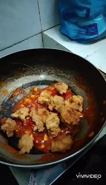 # glaze and finished chicken pop sauce padang.