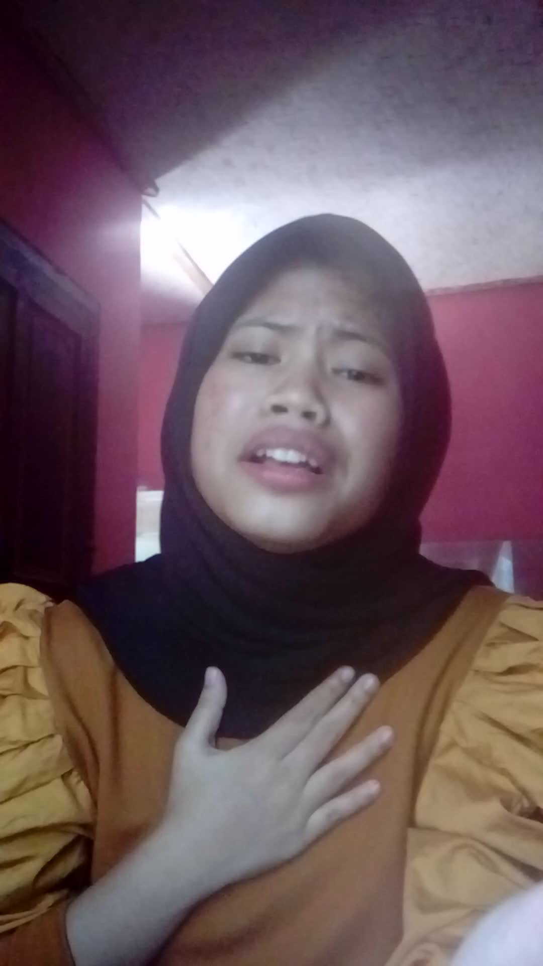 nama :sopiah kulepas dengan ikhlas #ONLINEAUDITIONRISINGSTARINDONESIADANGDUT