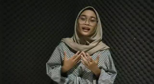 Nama : Fisalma Rose ,Umur : 19 tahun, kota asal :  Depok , judul lagu : padamu ku bersujud