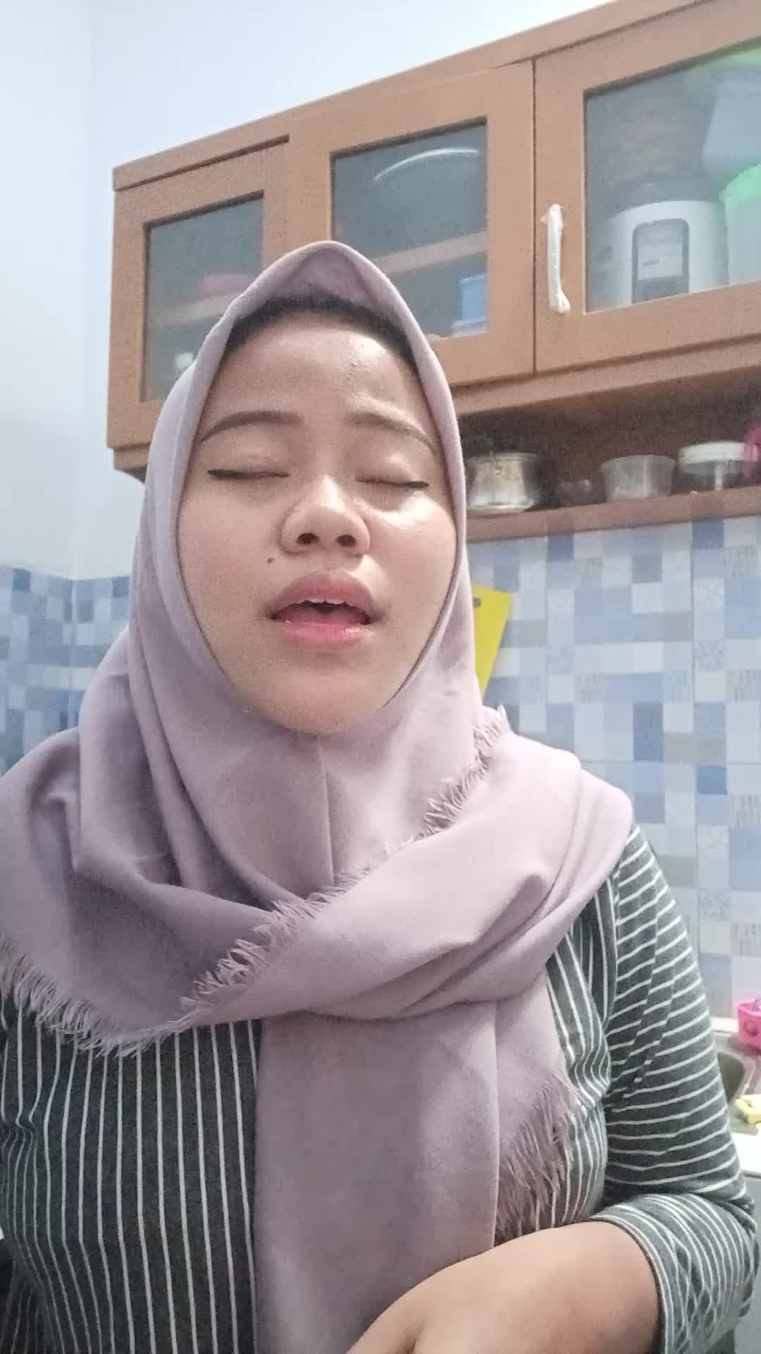 Ulfa khairiyah_20 tahun_kota tangerang_rohman ya rohman