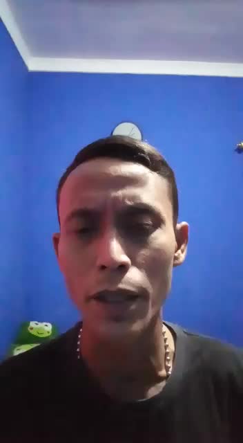 mhn mf suara krng lepas d samping ad mertua duh.. mending d tv bisa leluasa suaranya...#RSID BRAVO dari driver truk ade naufal Cikarang