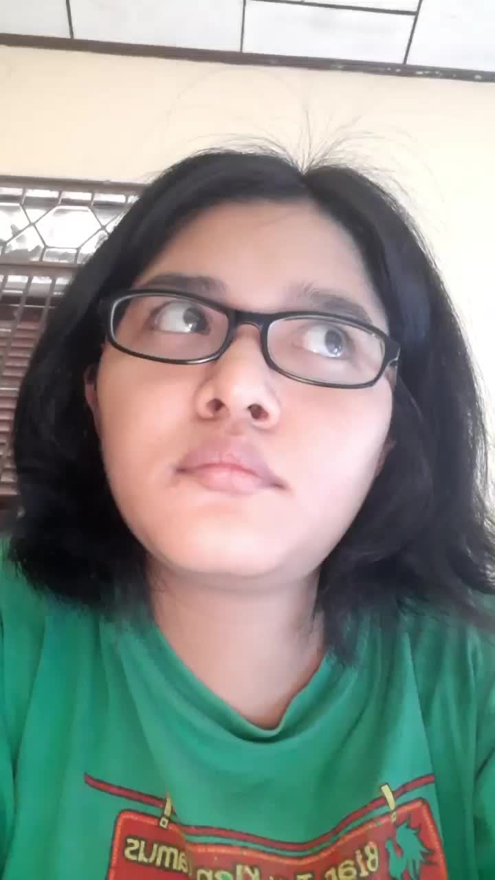 ngapain sih pake tanya2 tunangannya mas Rendi?