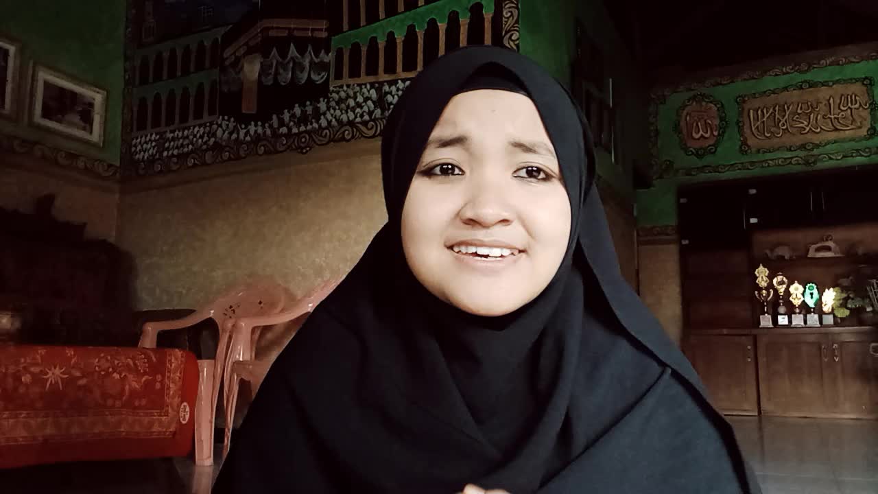 Mia Paramitha_15_mojokerto_Raqqata'Aina