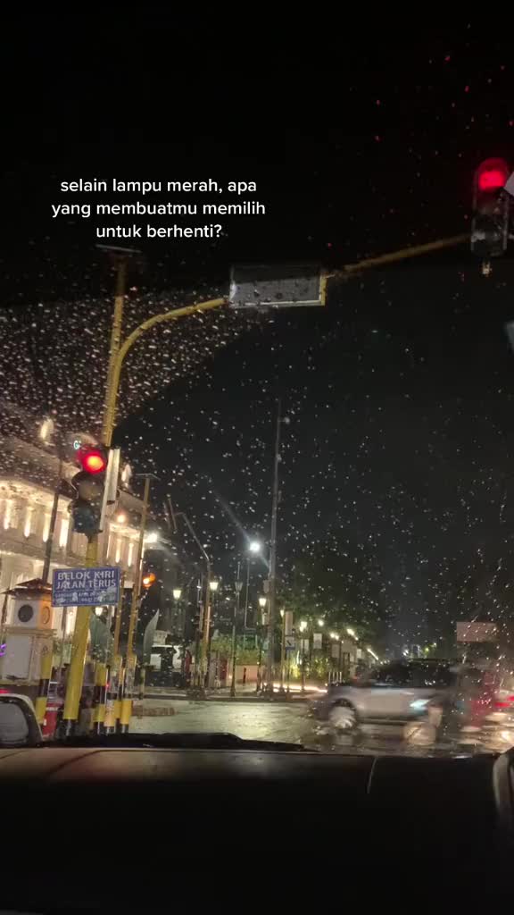 Cuma bisa bikin kata kata