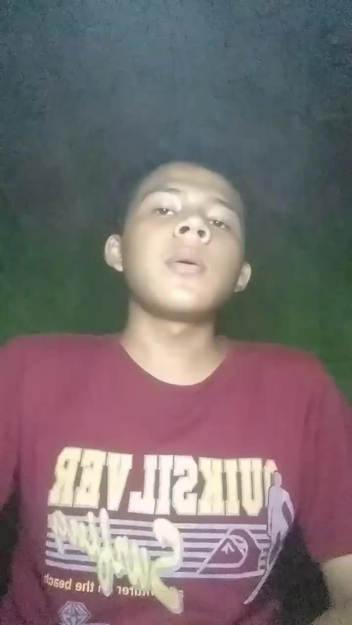 TINBS NAMA:ahmad fadilah UMUR:17thn ASAL:bojonggede bogor saya mulai bernyayi dari umur 7thn dan saya ingin sekali ikut audisi ini..