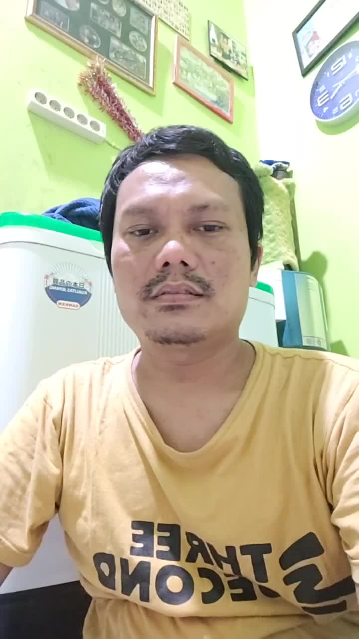 Di buang sayang (Kepo sama gosip Artis) toLong bantu Love vote foLow share coment thanks for watching