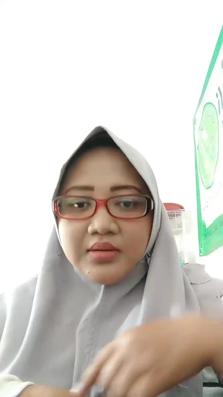 siang2 kita pantun dulu yuk bareng pak Uya 😂😂😂... vote saya ya gaess... 