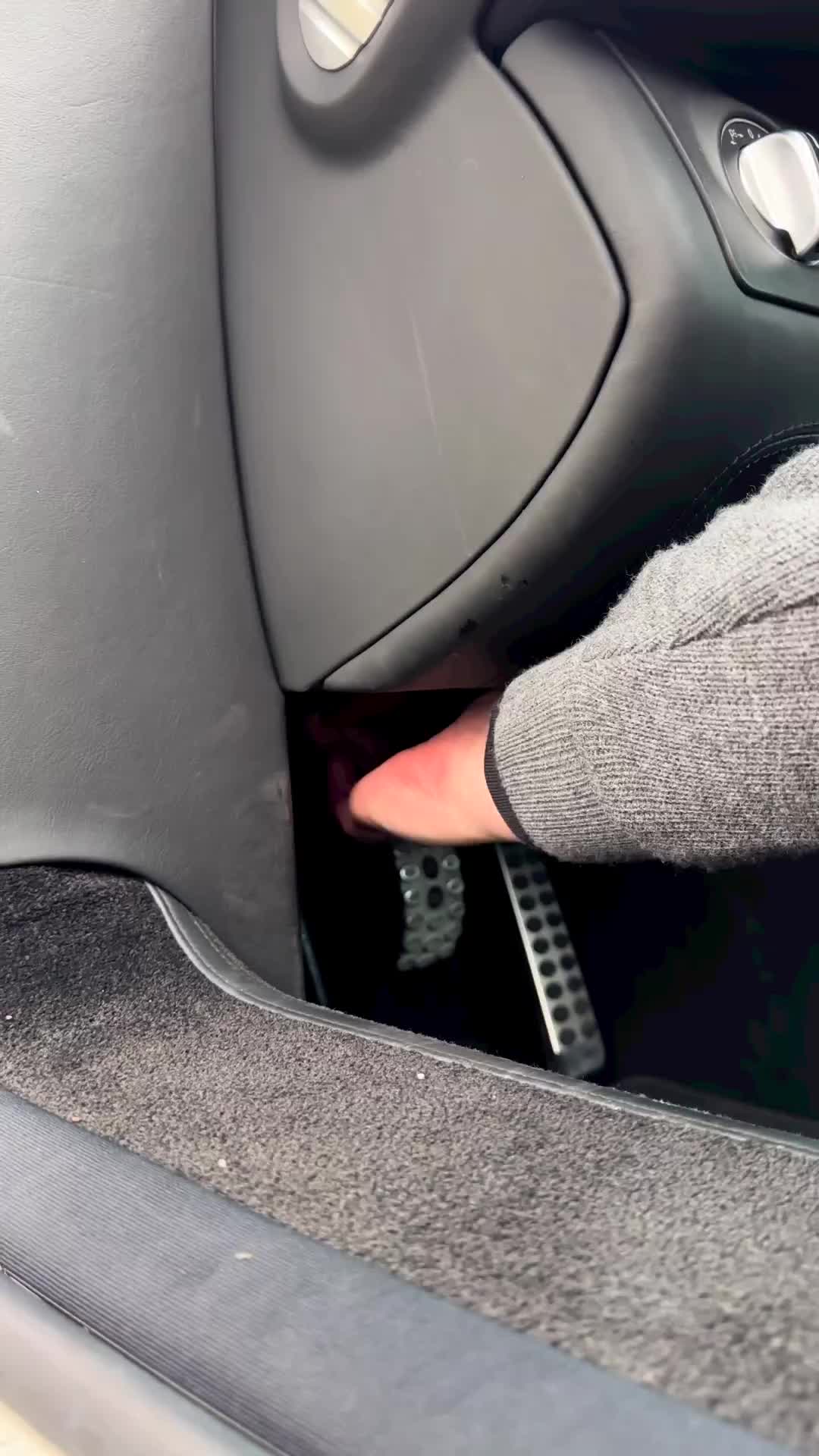 mercedes benz SLR hood opening