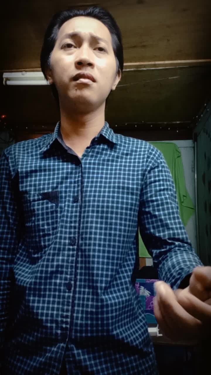 assalam.nama:Eka Satriadi,31 thn.dari kota Sambas kalimantan Barat.semoga terpilih di RSID..amin..👐🙏.#OnlineAuditionRisingStarIndonesiaDut