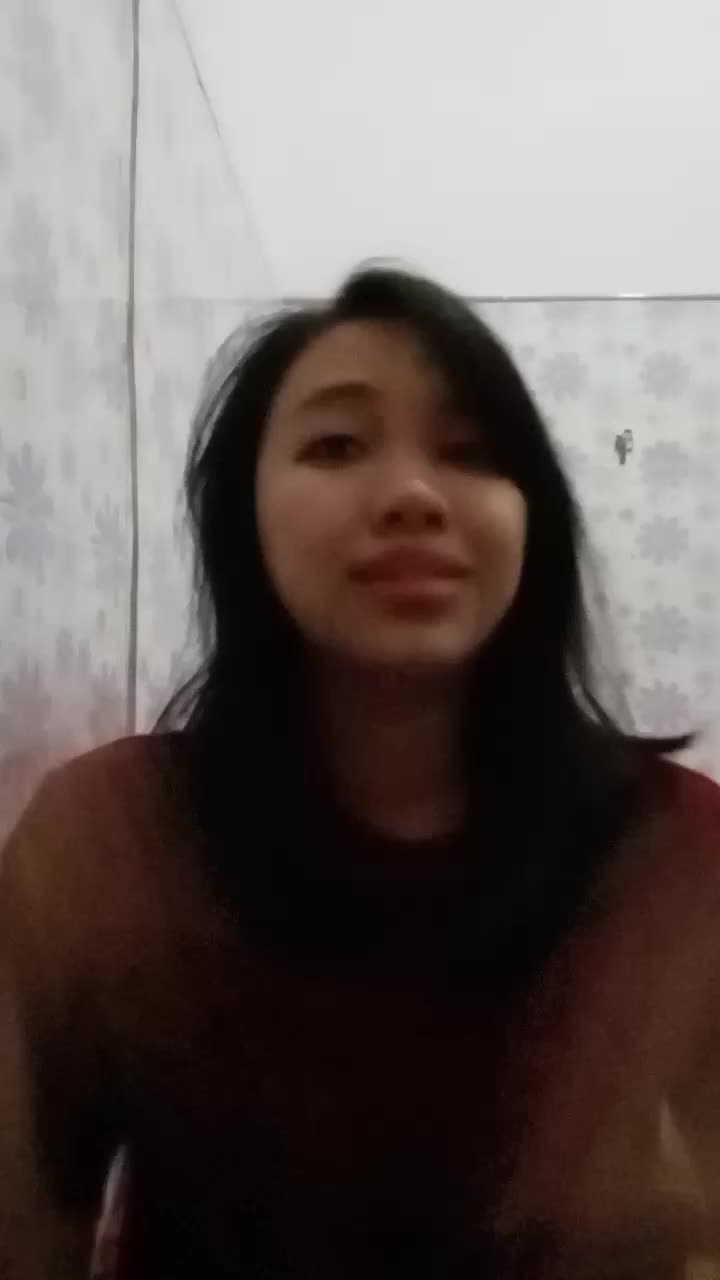 dari panik jadi sok cute wkwkwk