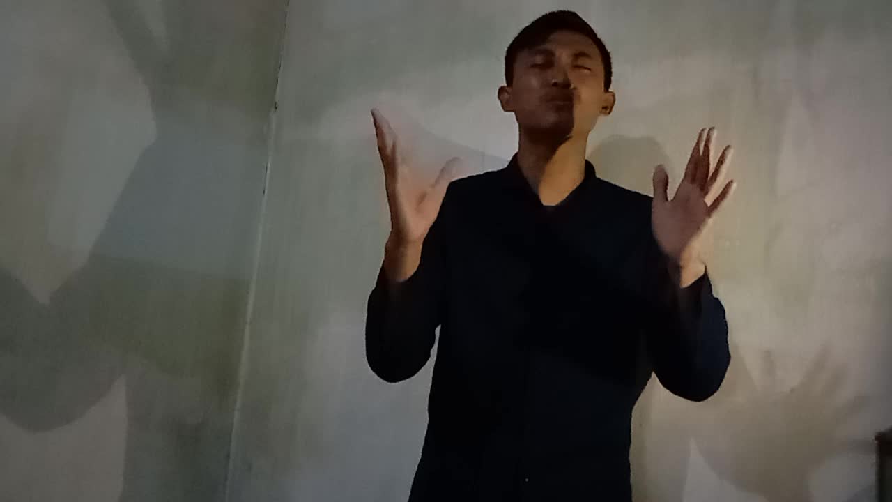 Assalamualaikum wr.wb Saya Abdul Aziz umur 19 tahun asal Pandeglang Banten #ONLINEAUDITIONRISINGSTARINDONESIADANGDUT