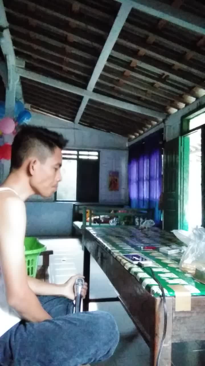 HADIRMU BAGAI MIMPI