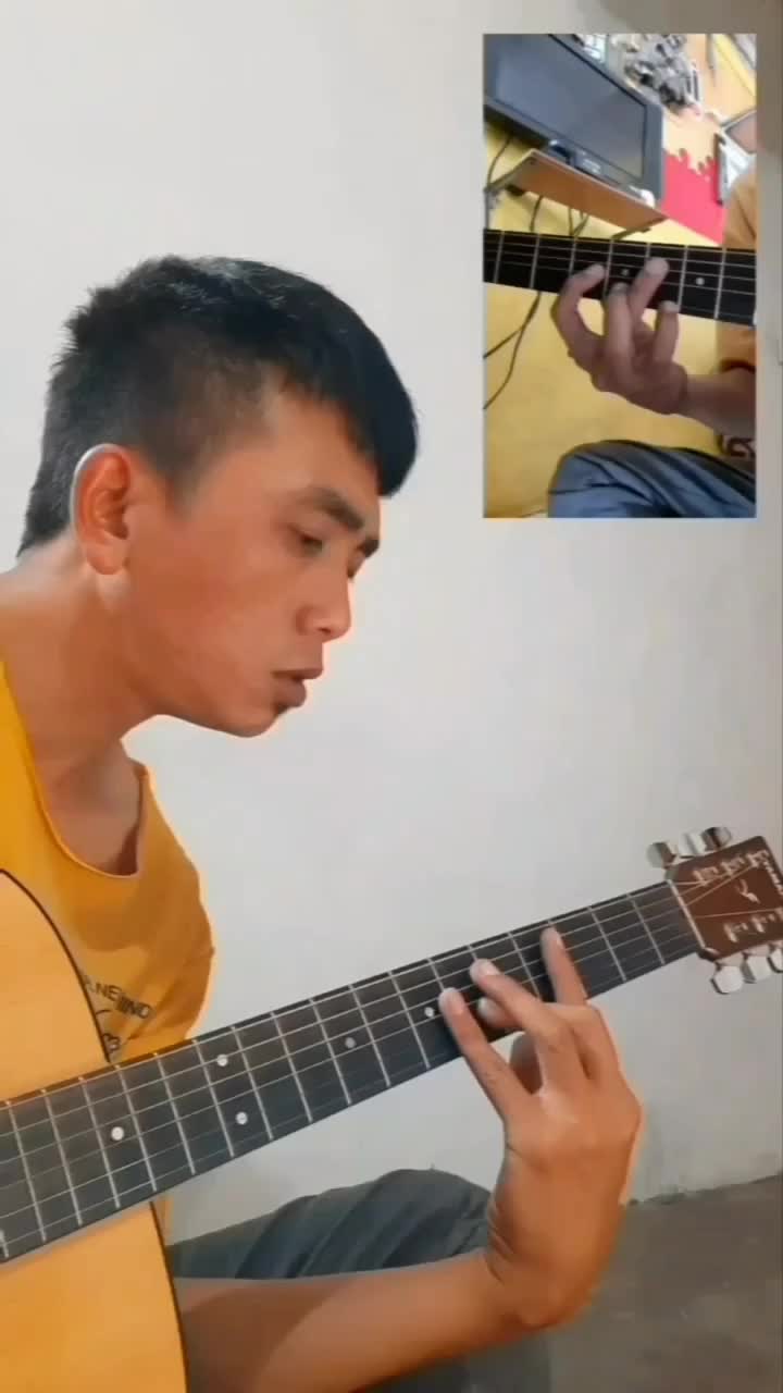 Ada Yang Bisa ?