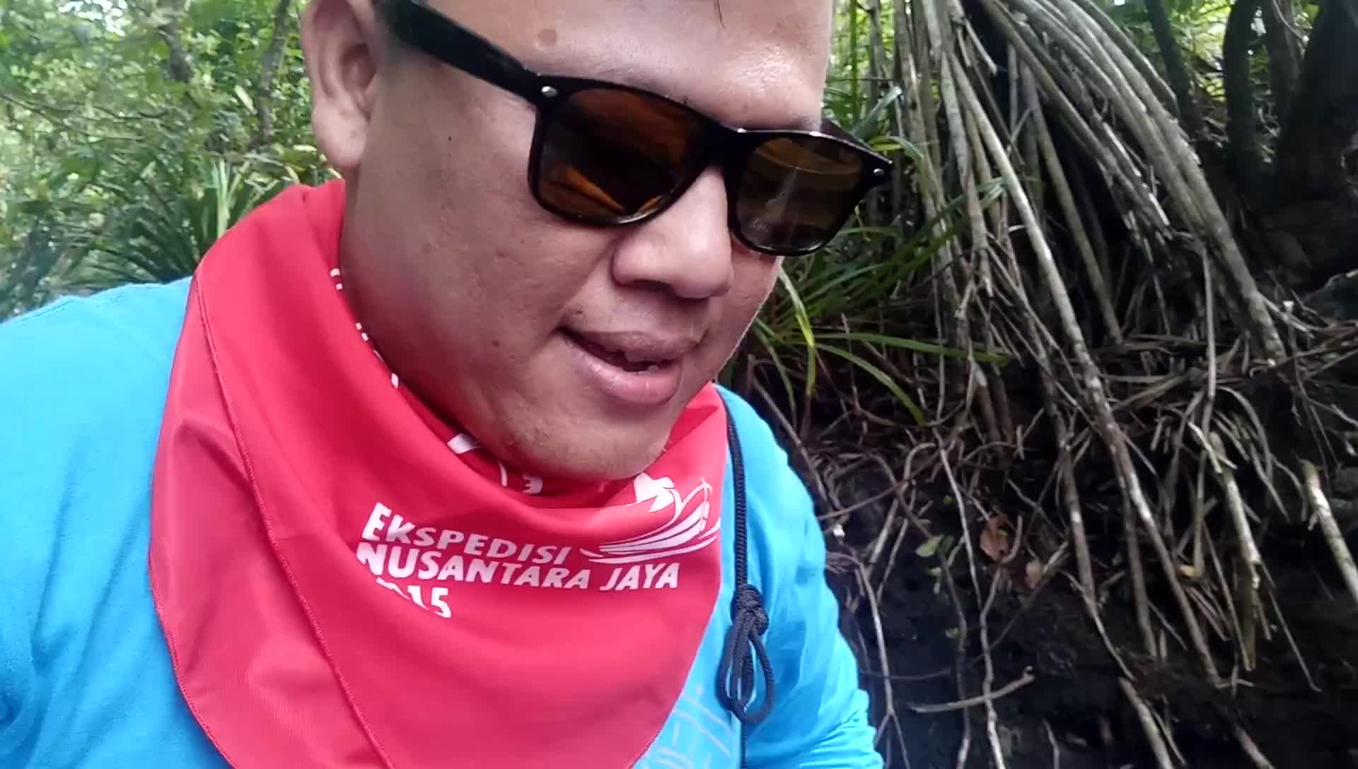 #travelvlog , masyallah air lautnya Panas.