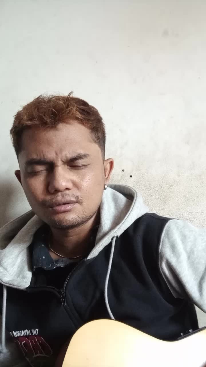 TITLE : ROMAN PICISAN/DEWA 19 REVII FAHLEVI 33TH KOTA TANGERANG