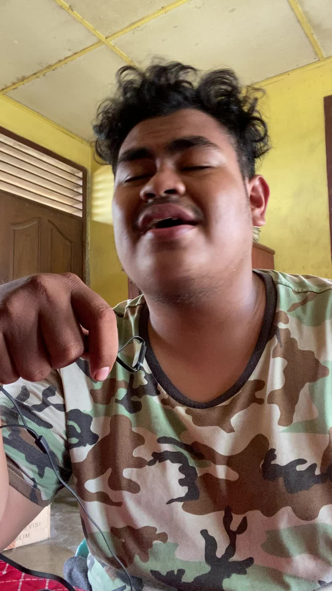 XFI2021 SOLO ALDES RYANDHY 20 ACEH MENGHUJAM JANTINGKU