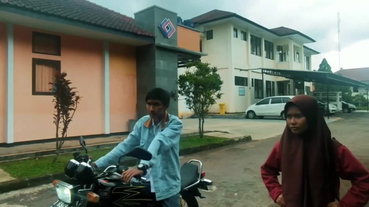 Cover Scene Film Dilan 1990, selamat menyaksikan semoga terhibur dan suka🙏😄