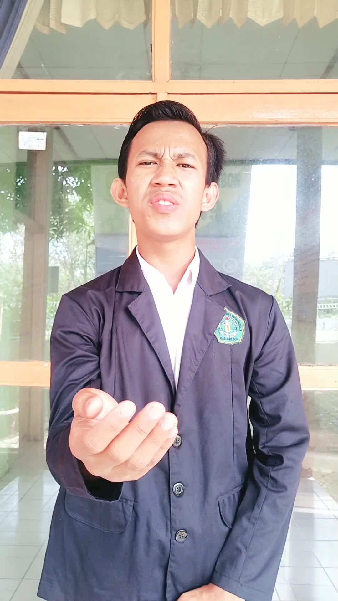 Sampurasun, saya Feryan Ali,  usia 17tahun, 