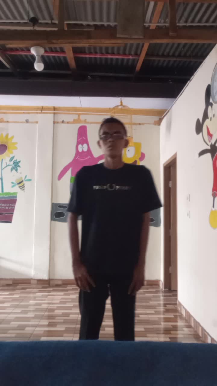 latihan catwalk buat ikut Audisi modeling bismillahirrahmanirrahim 🤲💪
