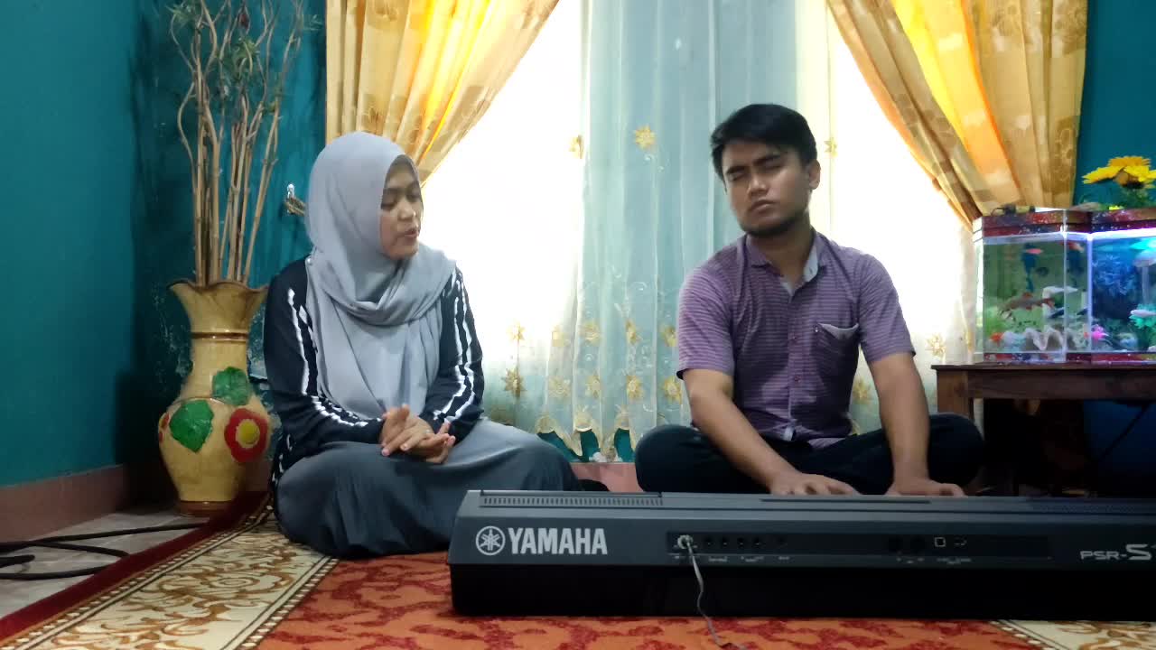 Devi Astriyani_25 tahun_Yogyakarta_Huwannur